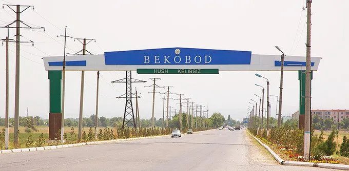 Strategik islohotlar agentligi xodimlari tomonidan Bekobod shahri tadbirkorlari bilan uchrashuv o‘tkazildi